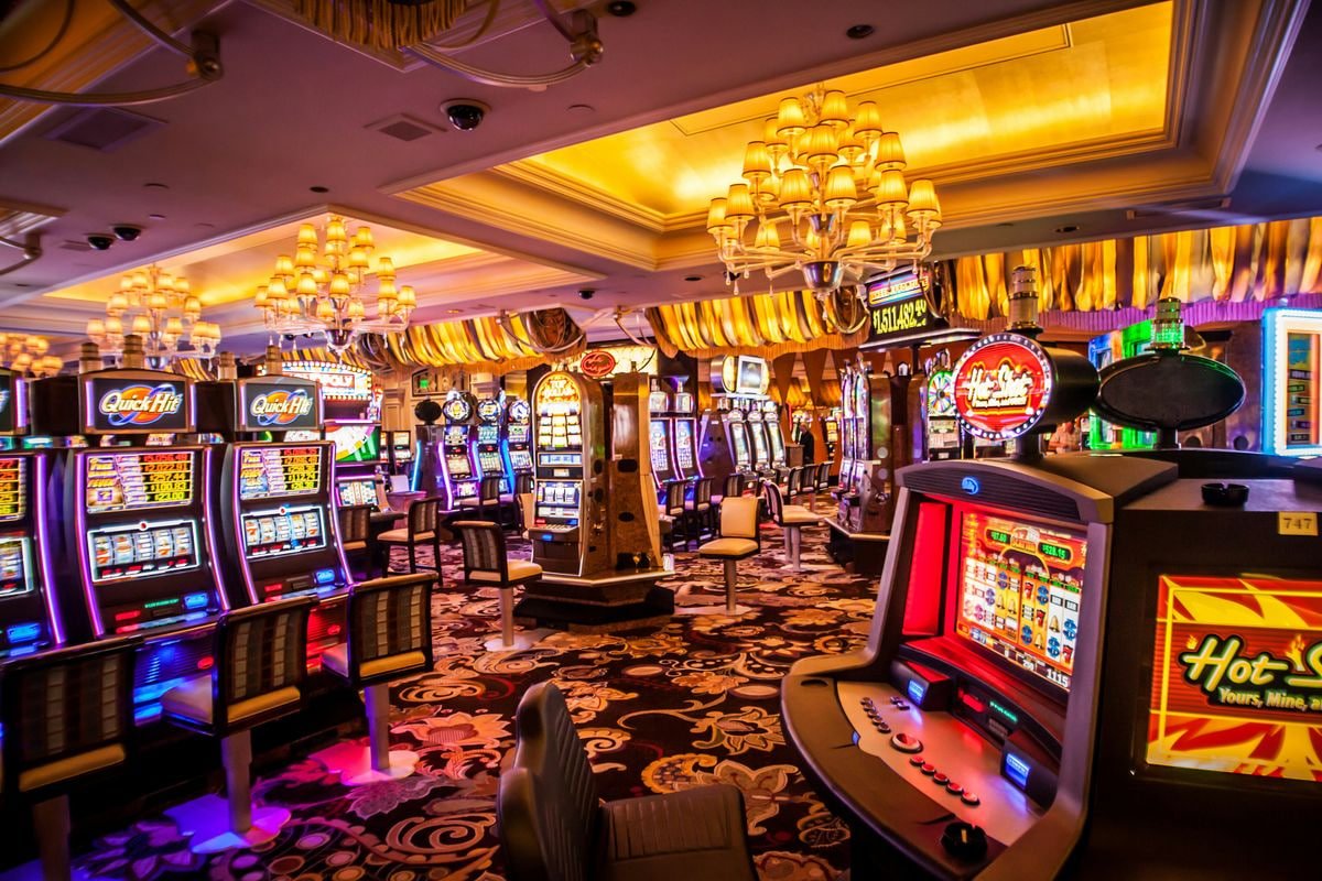 Người dùng Việt Nam tham gia phòng Baccarat Live Casino trên điện thoại tại 0pen88